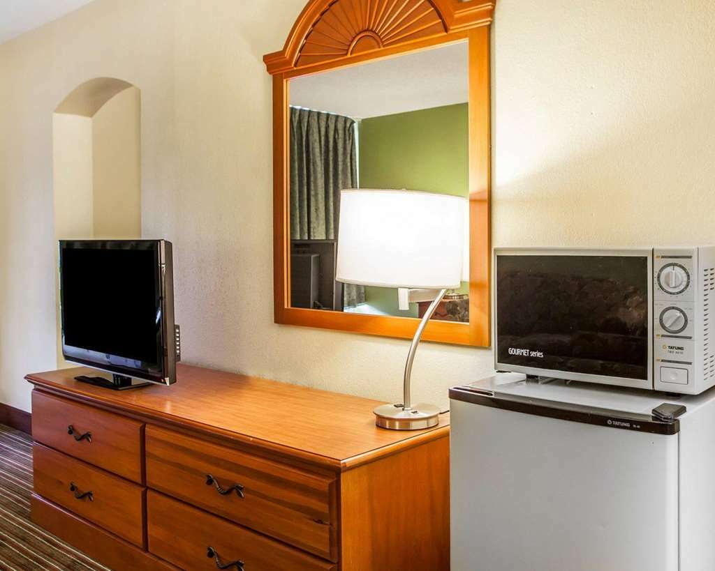 Quality Inn Franklin Cameră foto